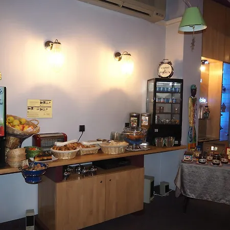 Splendid Centre Gare Готель Гренобль