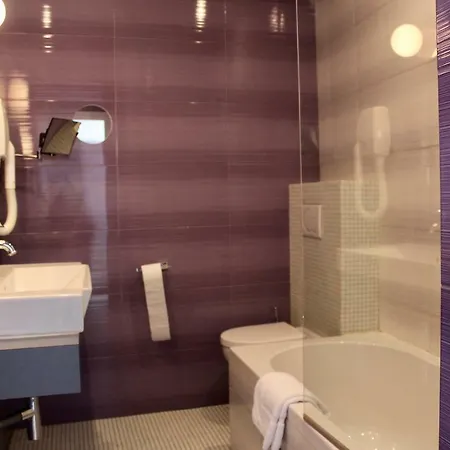 Splendid Centre Gare 3*